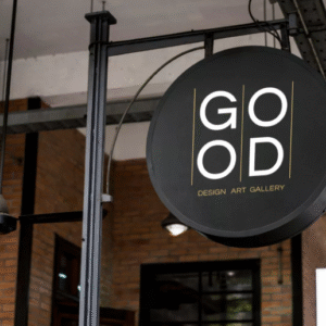 Alternative view of Πυλώνες