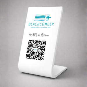 Εναλλακτική άποψη του 3D NFC & QR Stand